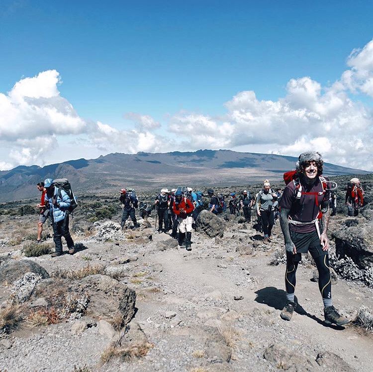 BRING ME THE HORIZON escalade le Kilimanjaro 4 BRING ME THE HORIZON escalade le Kilimanjaro