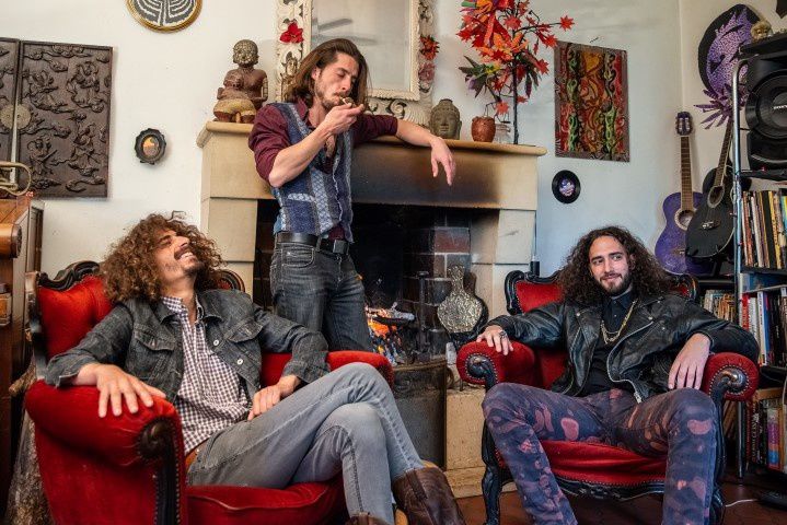 Interview avec UNCUT pour le Maxi 'From Blue' 2 Interview avec UNCUT pour le Maxi 'From Blue'