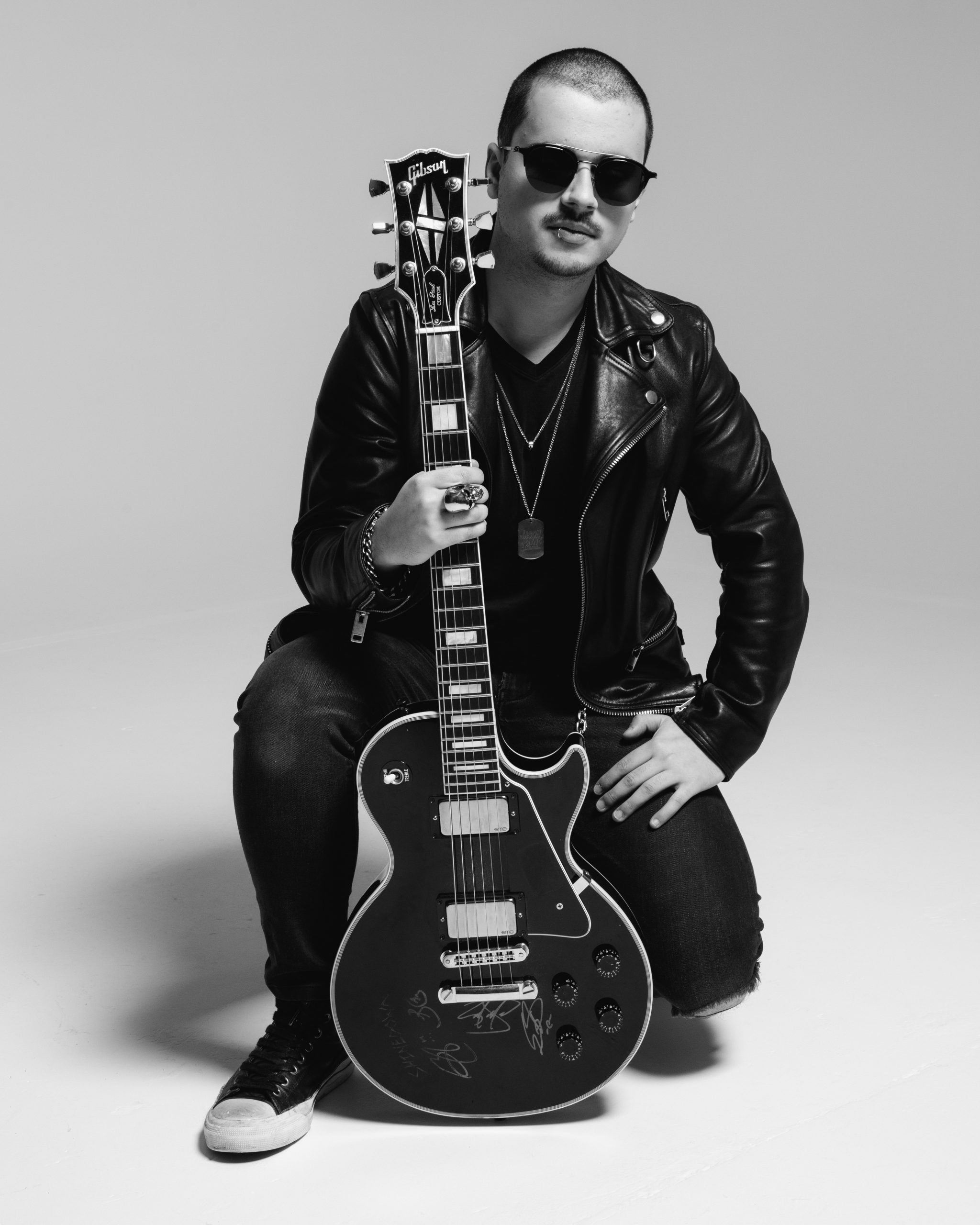 CHRONIQUE DU PREMIER EP DE JASON PAYNE & THE BLACK LEATHER RIDERS 5 Dans un avenir proche, beaucoup parleront de lui: JASON PAYNE, un talent de ouffffff.