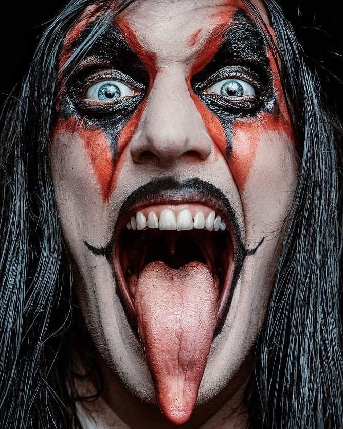 Johannes Eckerström, chanteur du groupe AVATAR.