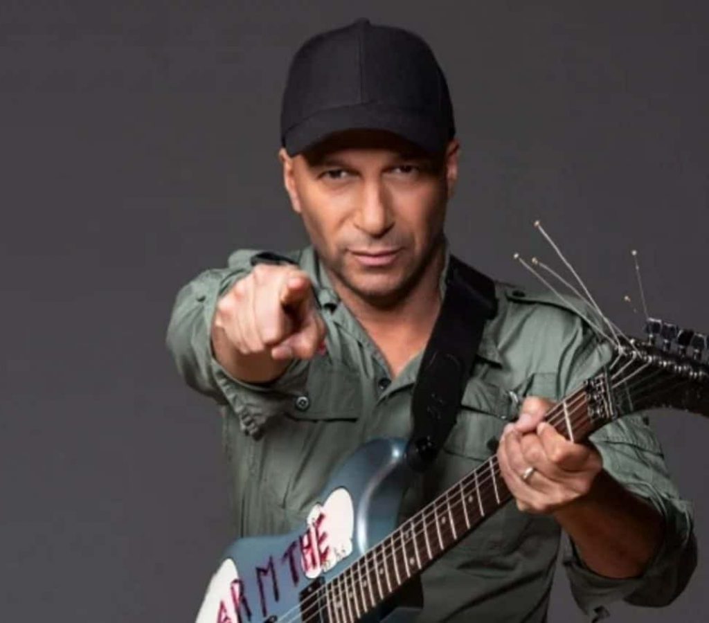 TOM MORELLO sur Loud Tv Pour son nouvel album