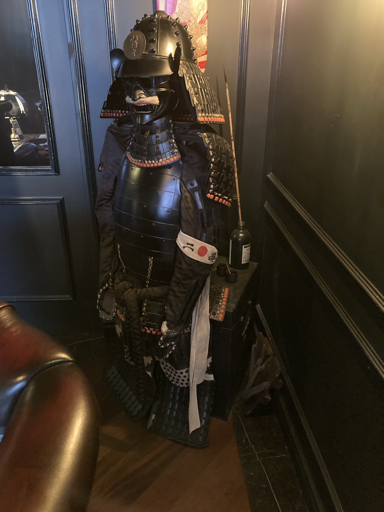 IBARAKI: ONIKIRI 10 La représentation in incarnant le despotisme d’IBARAKI-DOJI est partout y compris à Paris en France ?? chez Les Derniers Trappeurs