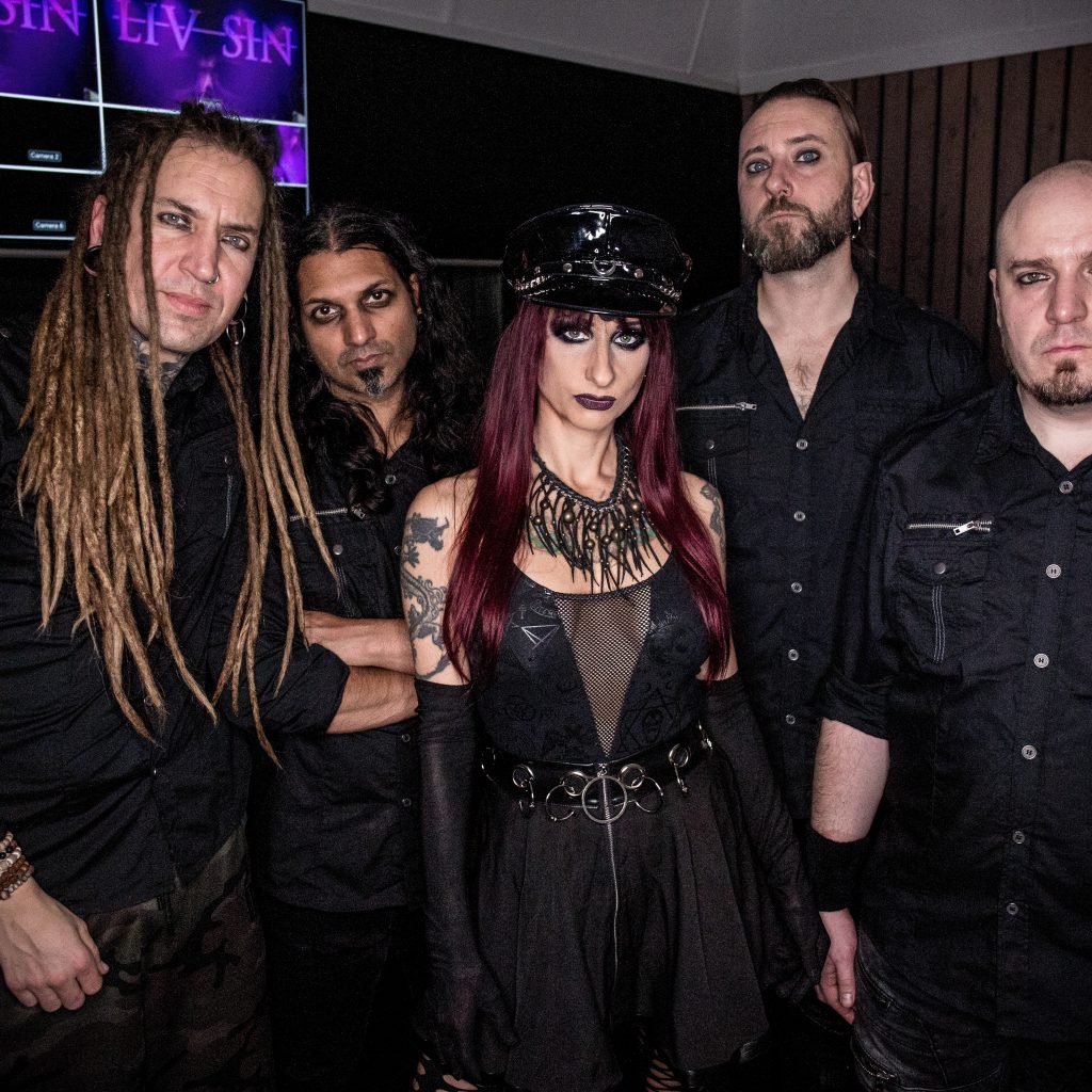 LIV SIN BAND 2022 Post-Mortem_Photography_849387