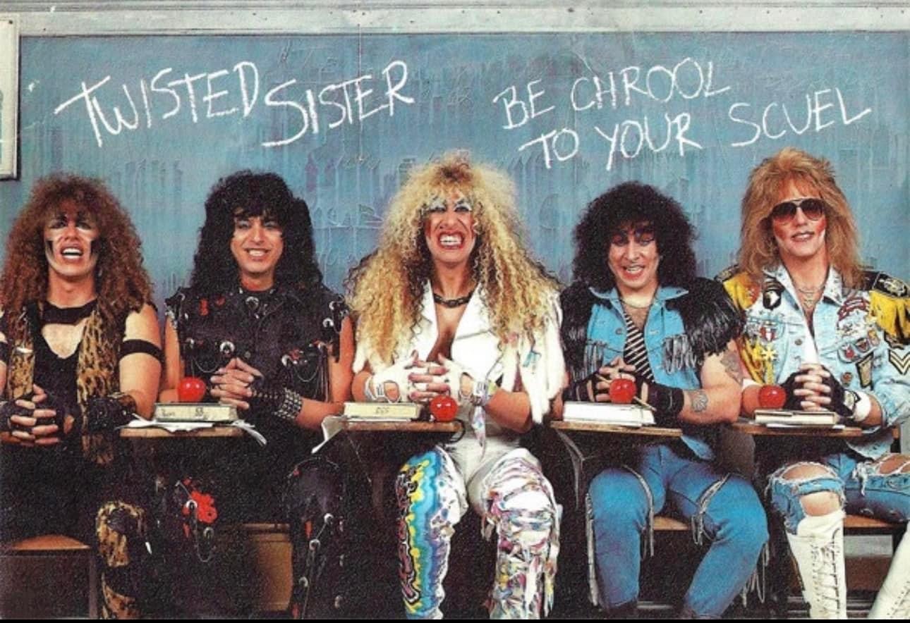 TWISTED SISTER BAND (1984)