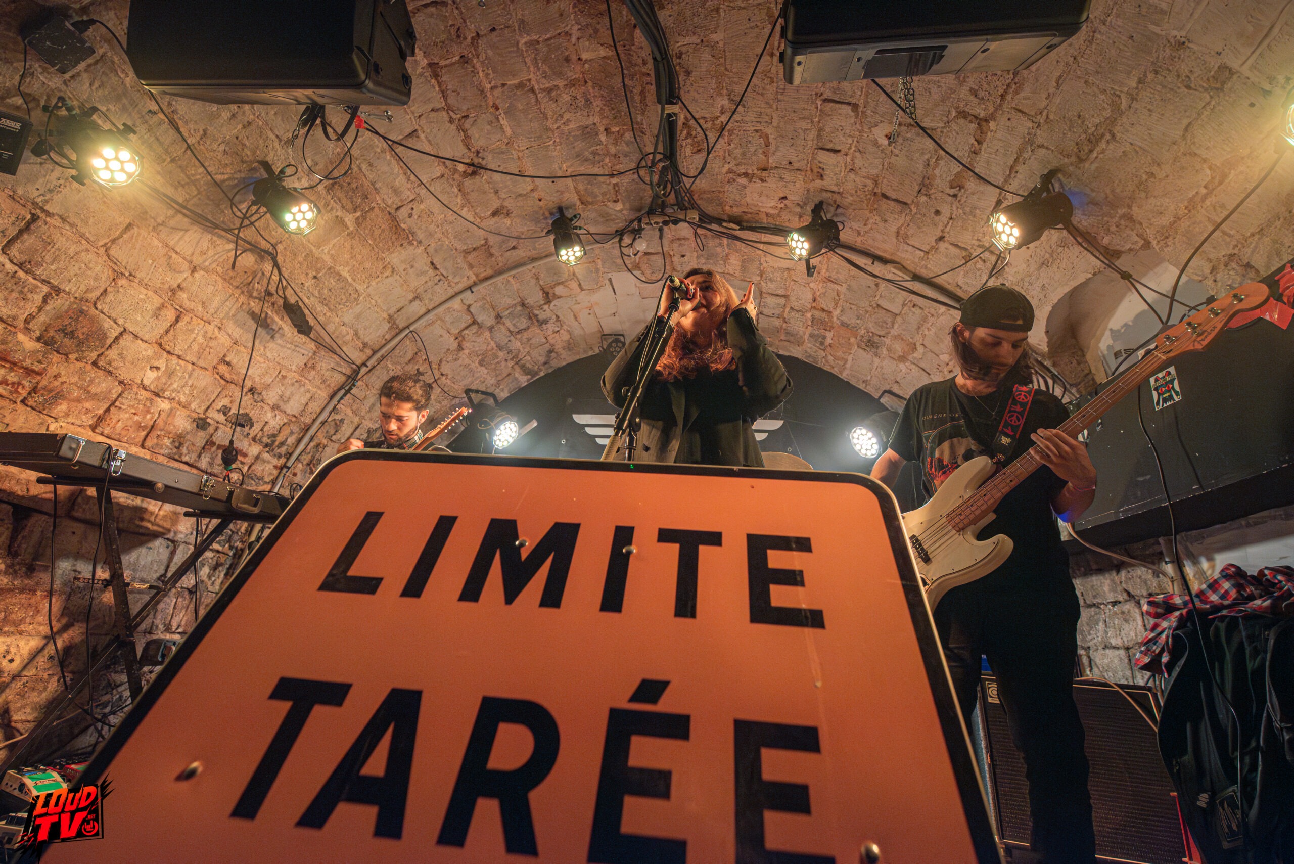 Les photos live de KLOAHK à Paris le 28/02 Mecanique Ondulatoire