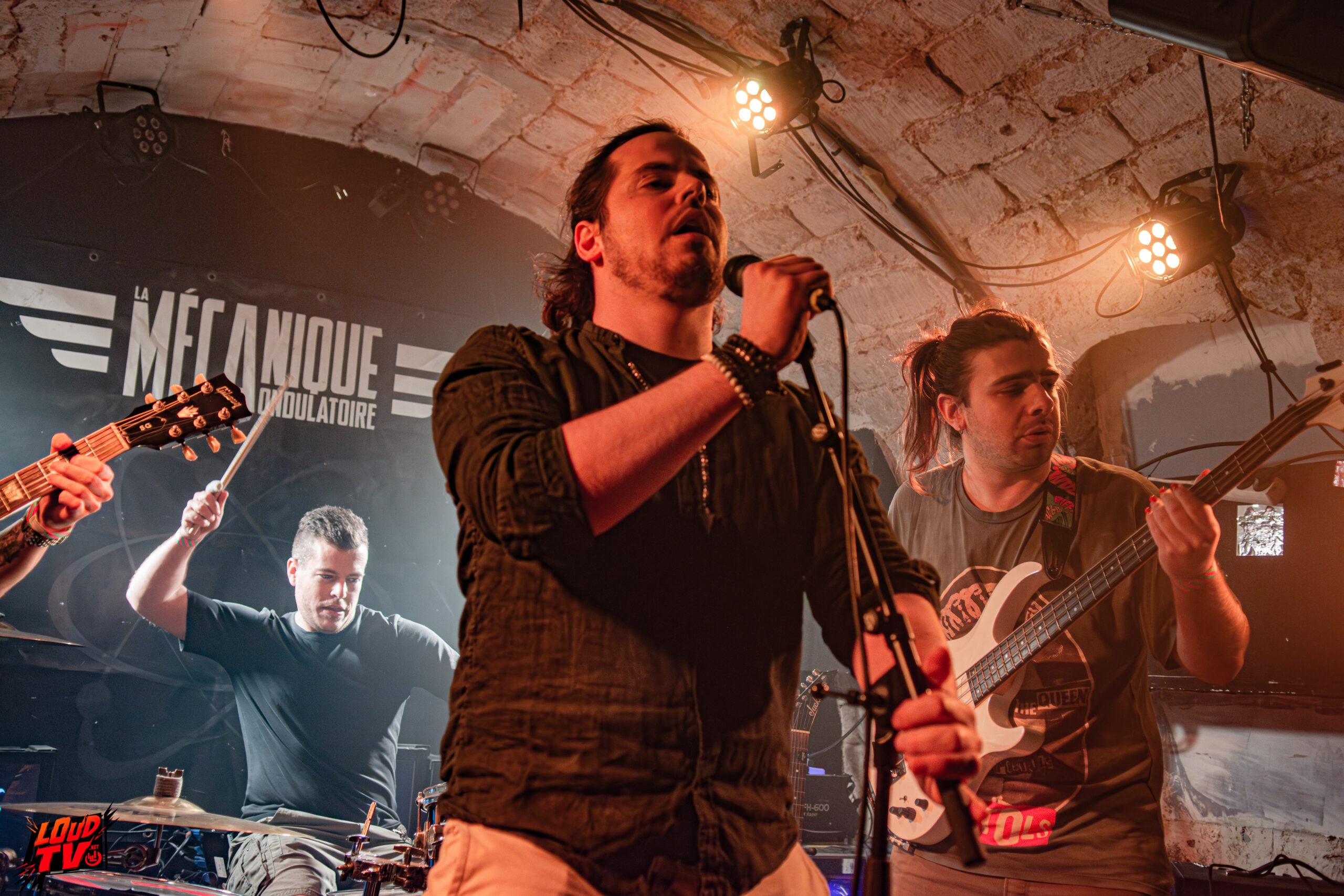 Les photos live de KLOAHK à Paris le 28/02 Mecanique Ondulatoire