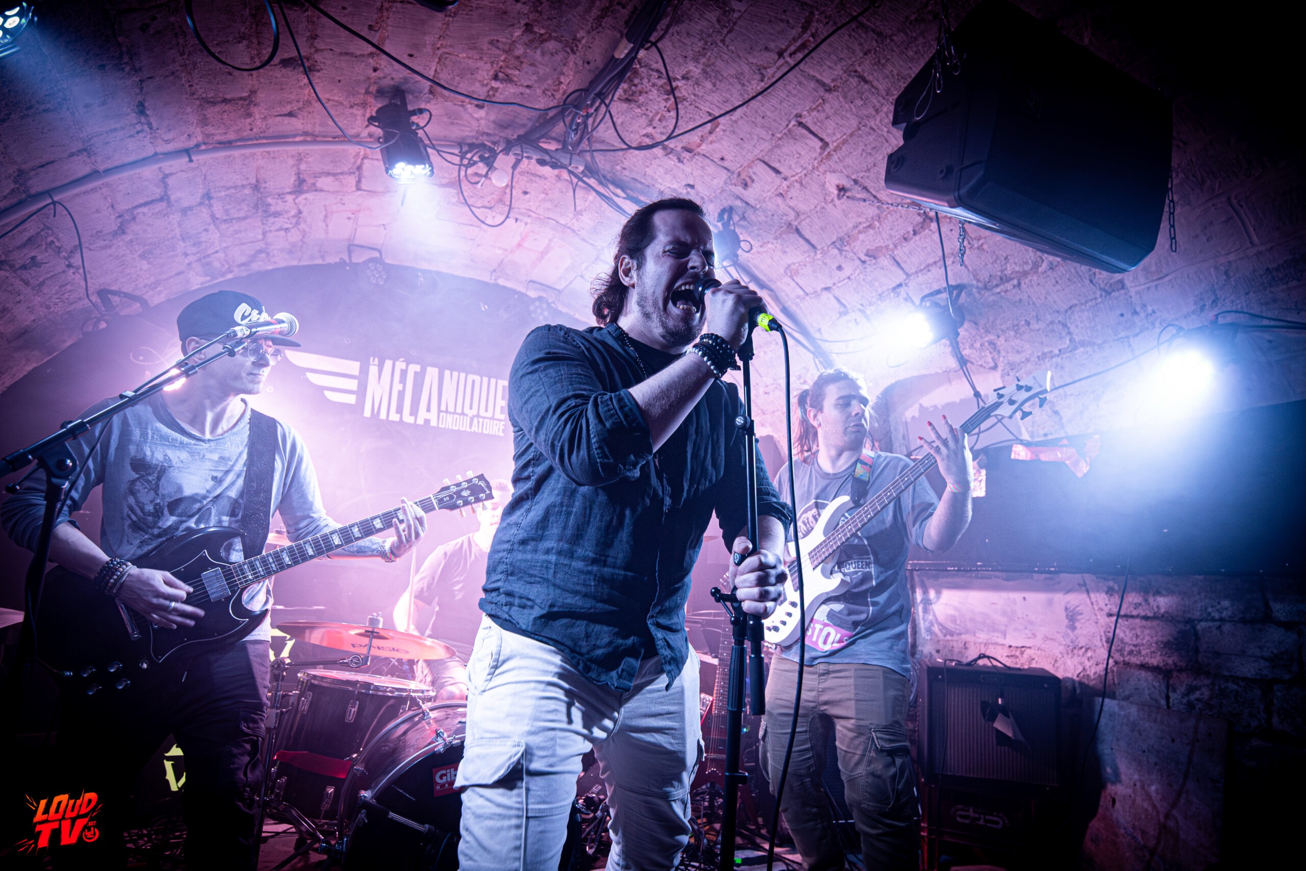 Les photos live de KLOAHK à Paris le 28/02 Mecanique Ondulatoire