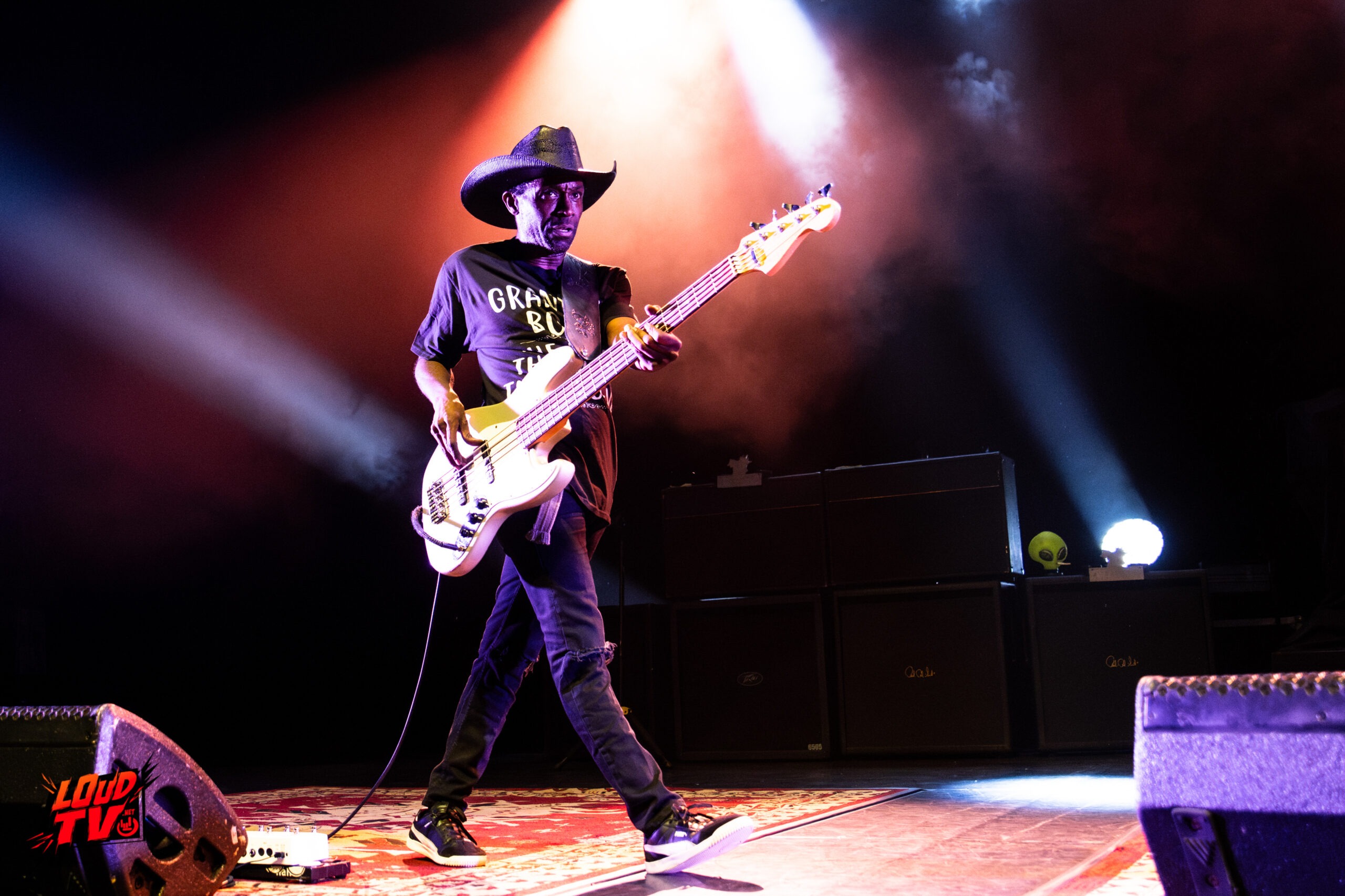 Bob Lovelace de Ayron jones olympia 2