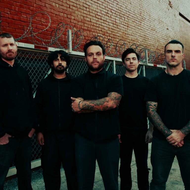 Stick To Your Guns © Sarai Kelley