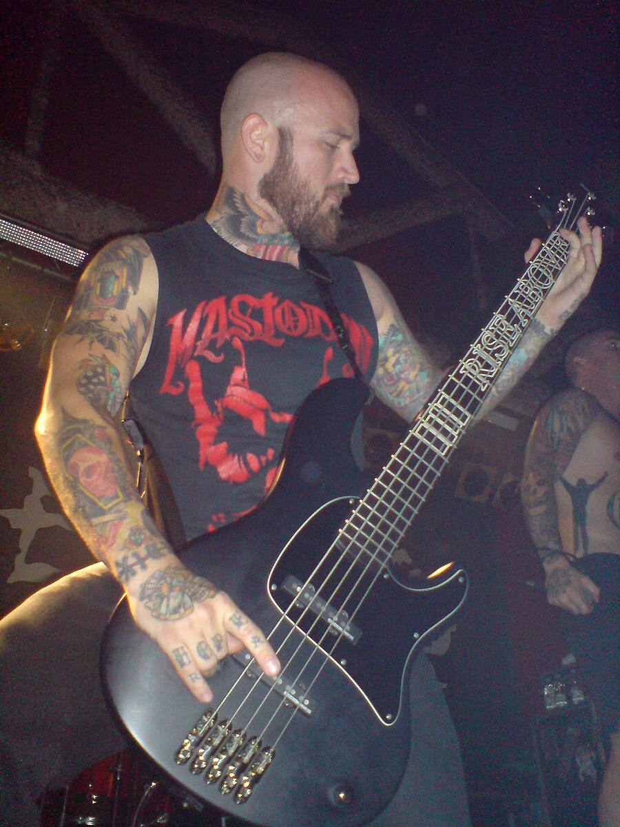 BLEEDING THROUGH : UNE GRELE DE DESTRUCTION 7 RYAN WOMBACHER