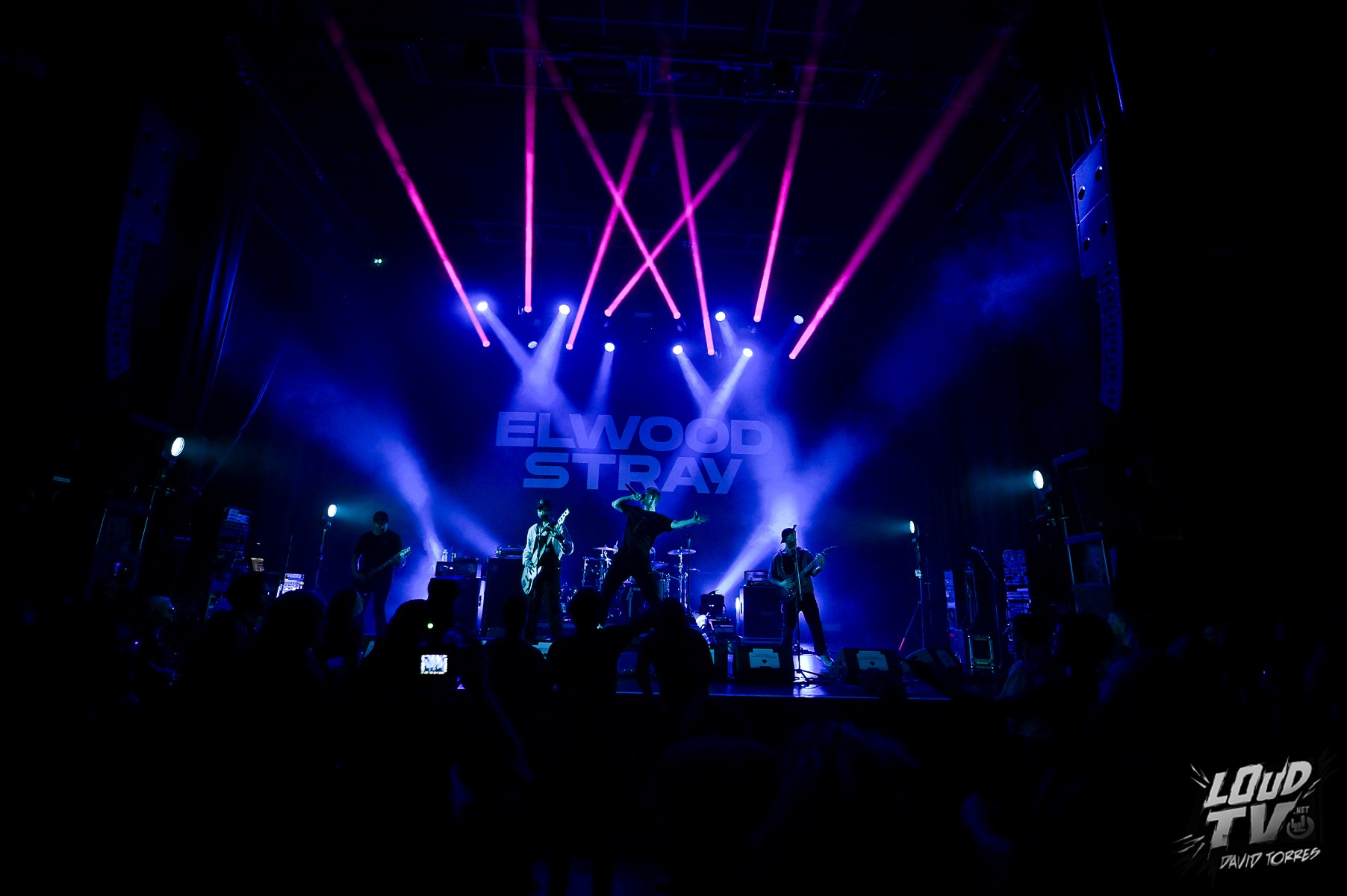 Stick To Your Guns, Bodysnatcher, Elwood Stray, No Cure / Le Metronum