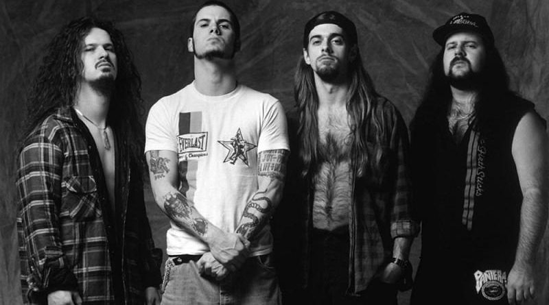 PANTERA : LA LEGENDE MORDUE ET INOCULEE PAR UN DESTIN DECHIRANT 1 PANTERA BAND