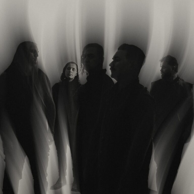 LORNA SHORE BAND