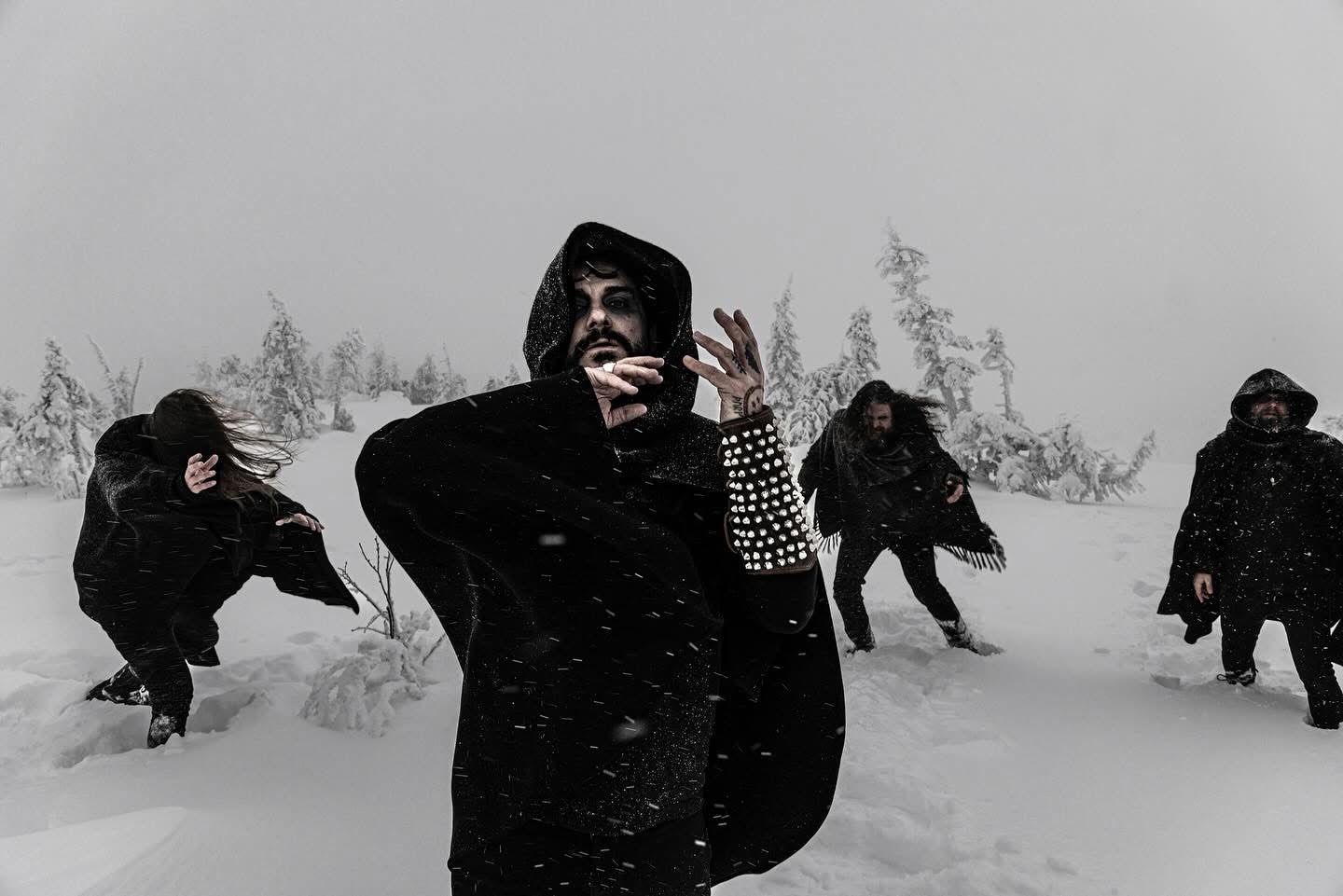 HEXVESSEL: LE SUBLIMISSIME CIEL NOCTURNE DE L’INVISIBLE… 1 HEXVESSEL BAND