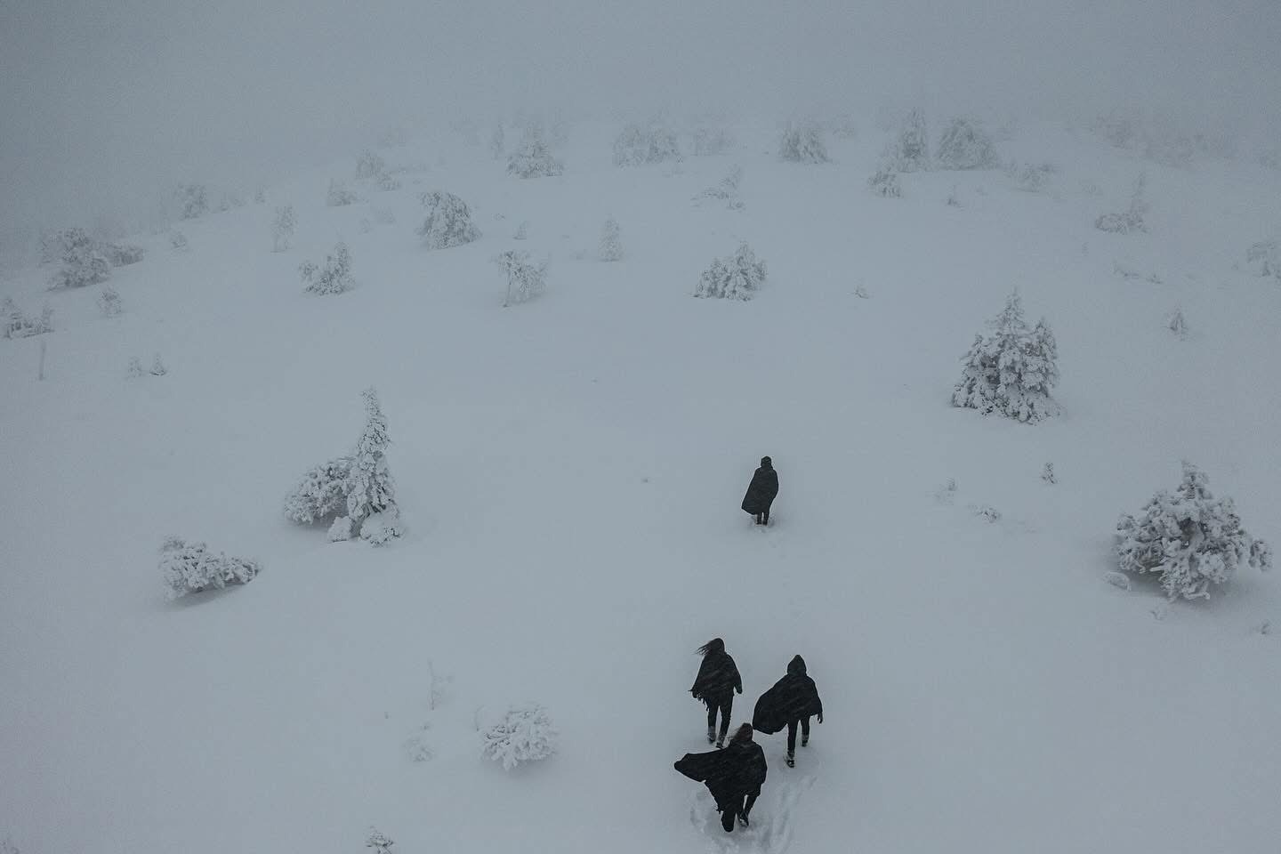 HEXVESSEL: LE SUBLIMISSIME CIEL NOCTURNE DE L’INVISIBLE… 14 HEXVESSEL