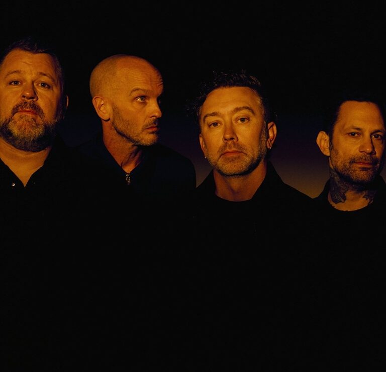 Rise Against - Photo 1 - Mynxii White