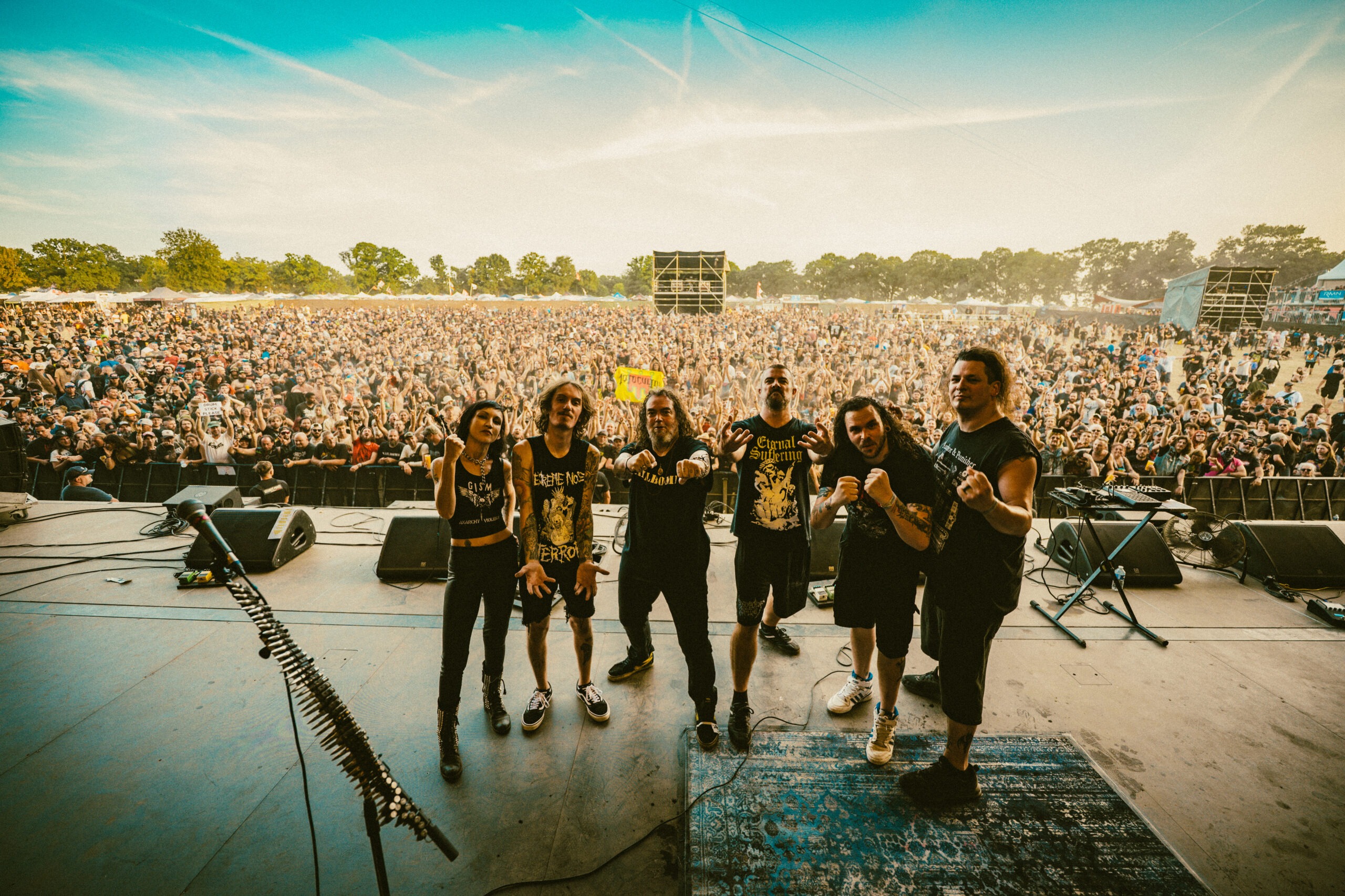 Nailbomb au Motocultor