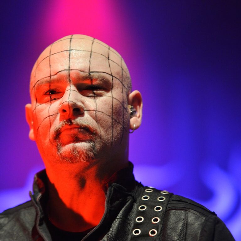 Ashok quitte Cradle of Filth