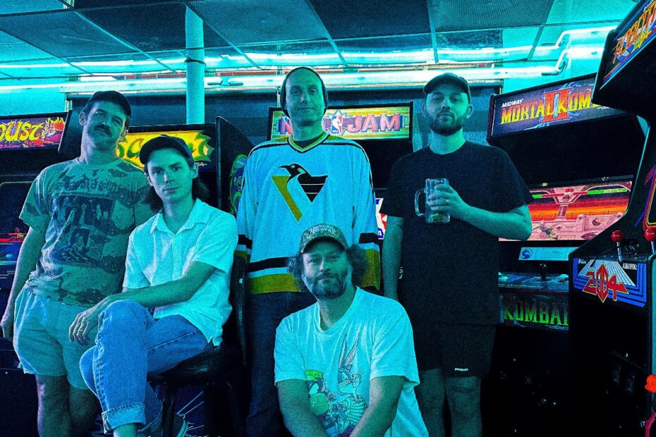 CHAT PILE & HAYDEN PEDIGO proposent "Demon Time". 2 Chat Pile Hayden Pedigo © James Cooper