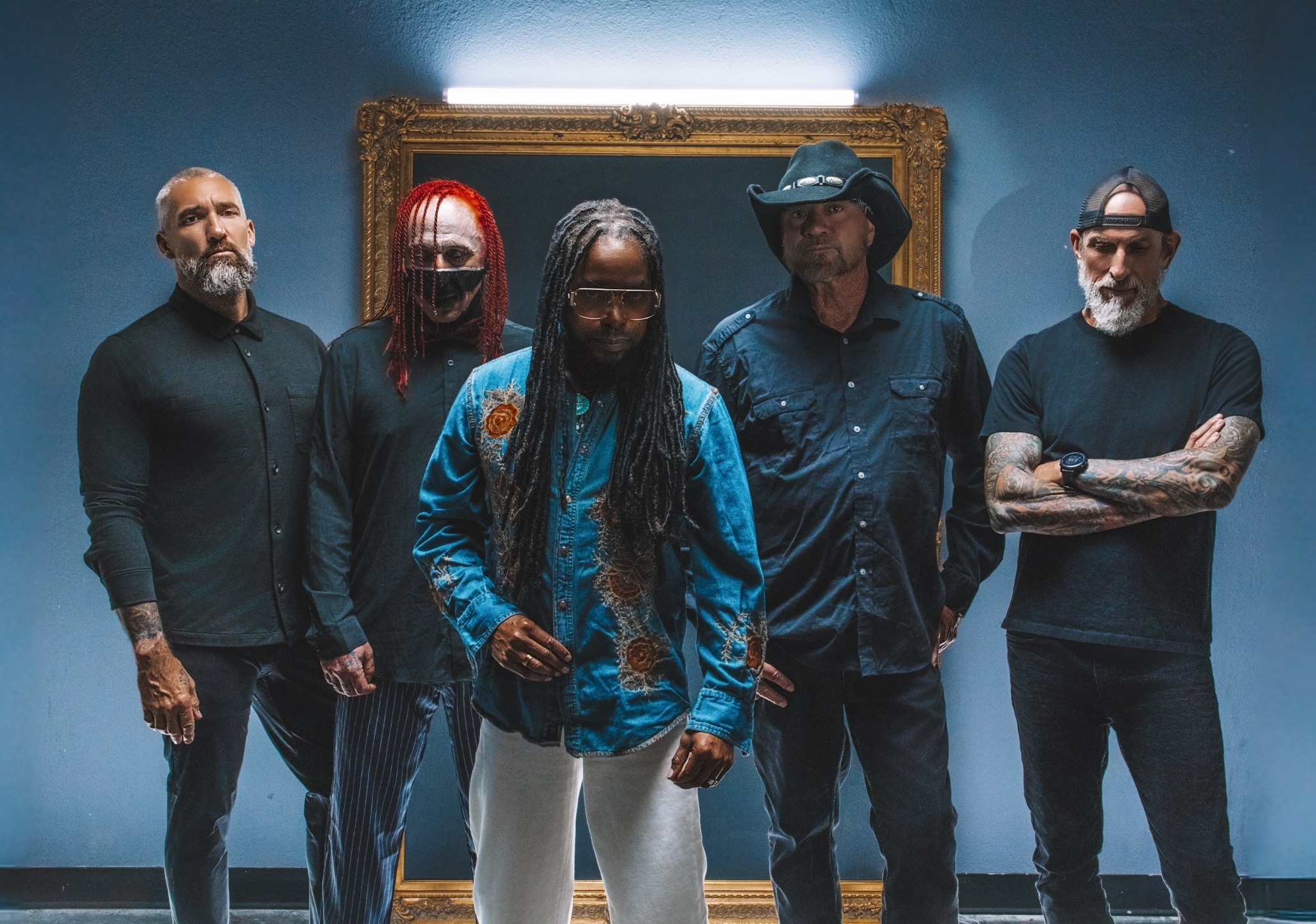 SEVENDUST 1er single Is this the real you 1 SEVENDUST_ONE_Band2a_Photo Credit_Chuck Brueckmann