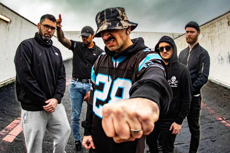 BEYOND THE STYX sort "Dust Off" (ft. Okan Deniz de I Am Revenge) ! 1 Beyond The Styx - © Franck Potvin