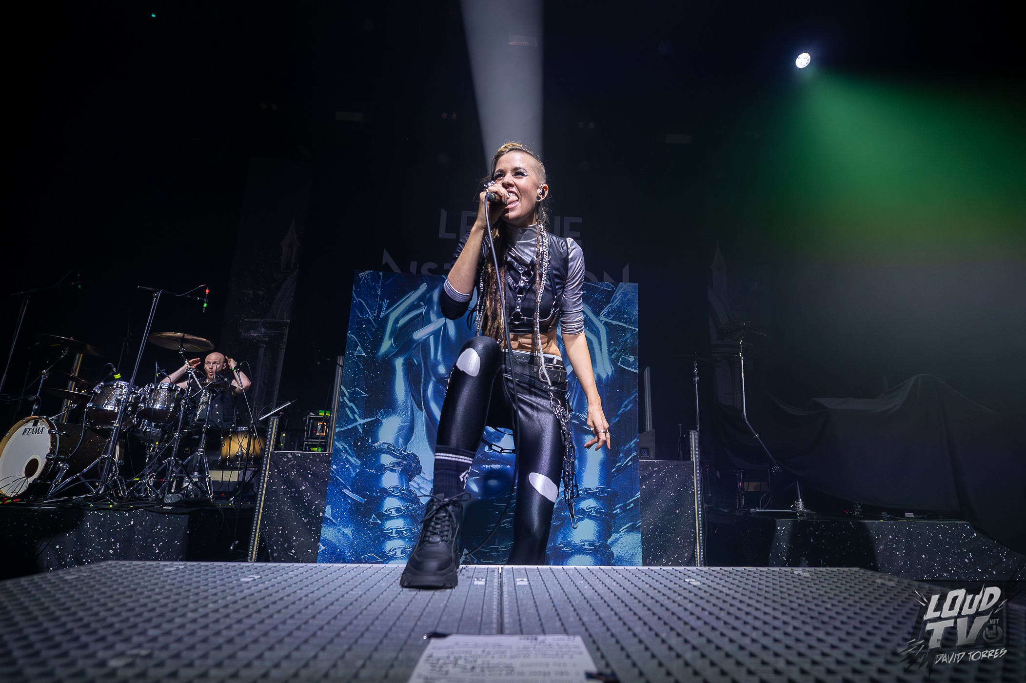 League of Distorsion 10