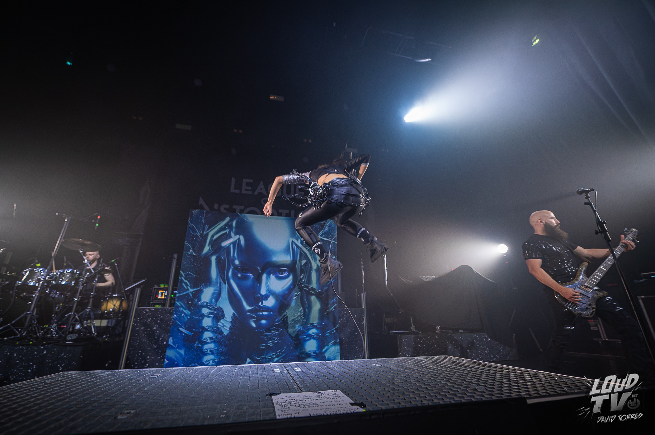 League of Distorsion 11