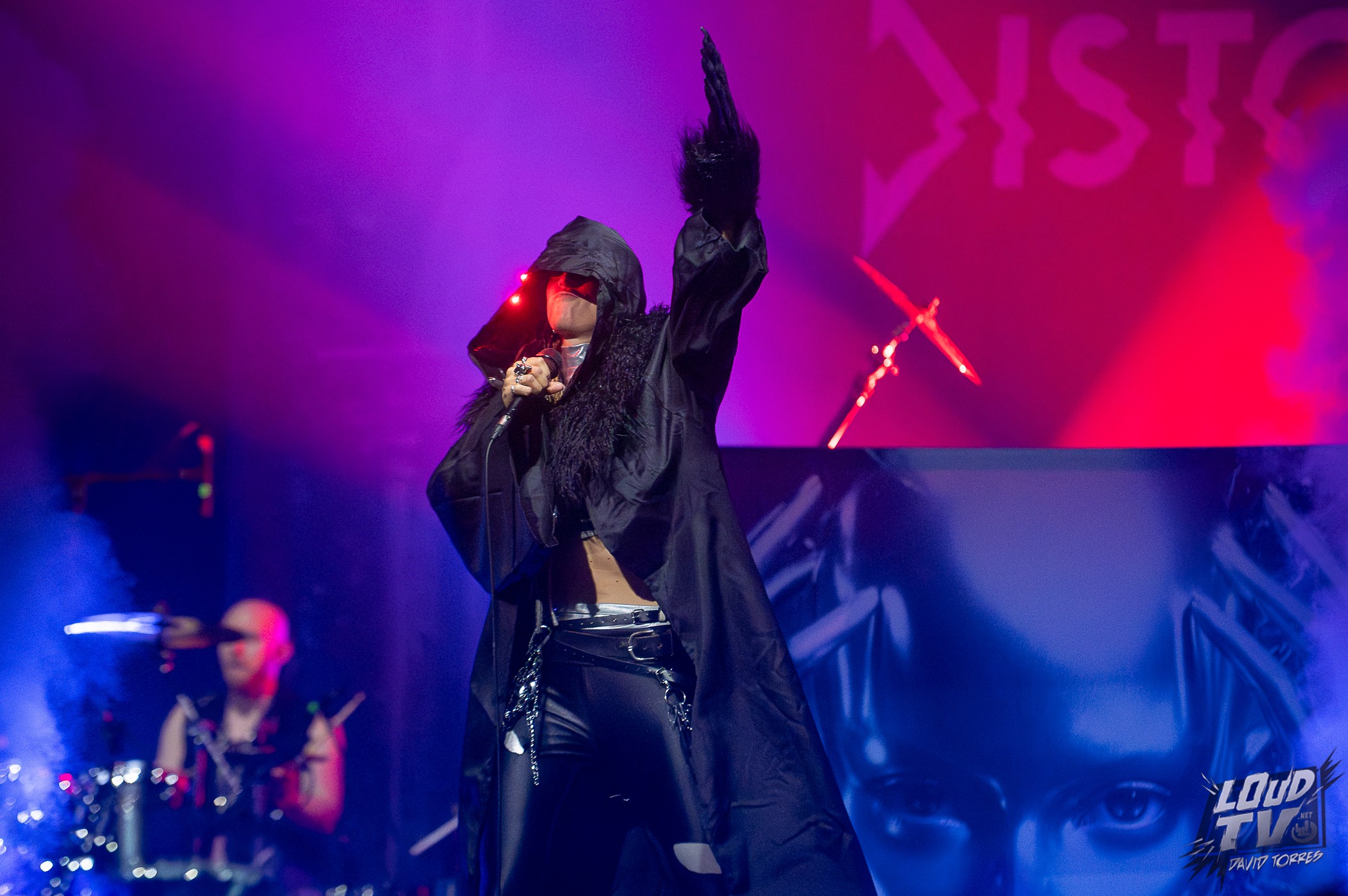 League of Distorsion 6