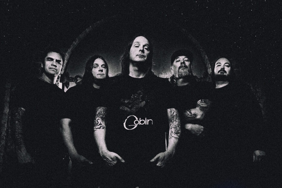 at_the_gates-photo_by_ester_segarra-design_by_robert_samsonowitz(1)