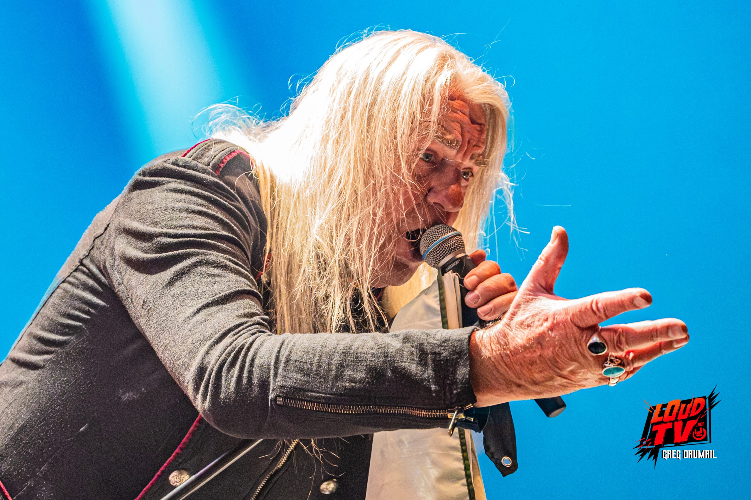 SAXON + SORTILEGE + OVERDRIVERS Paris Zenith 17 Saxon-Zenith Paris by Greg Daumail