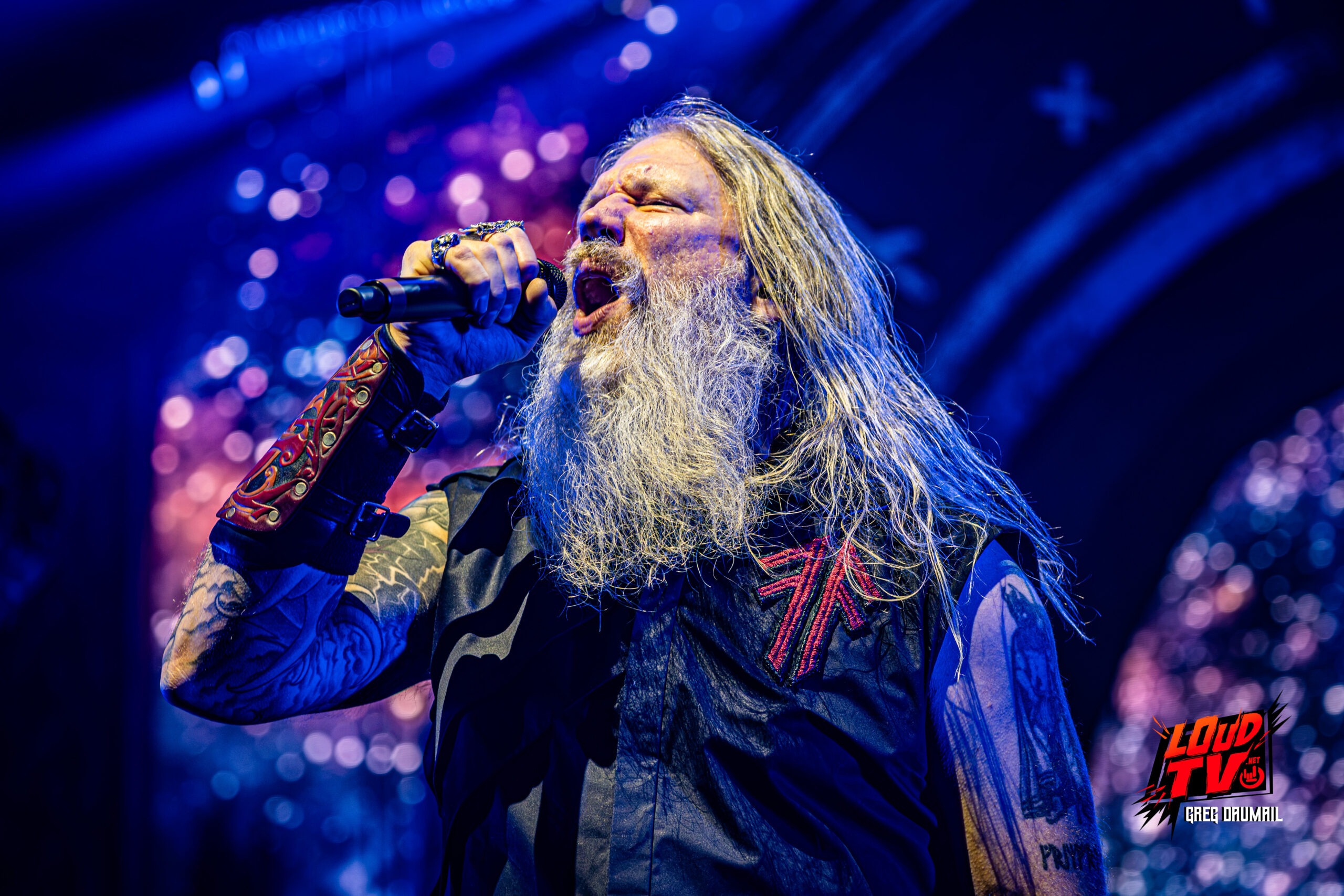 Amon Amarth-live Zenith Paris by Greg Daumail -