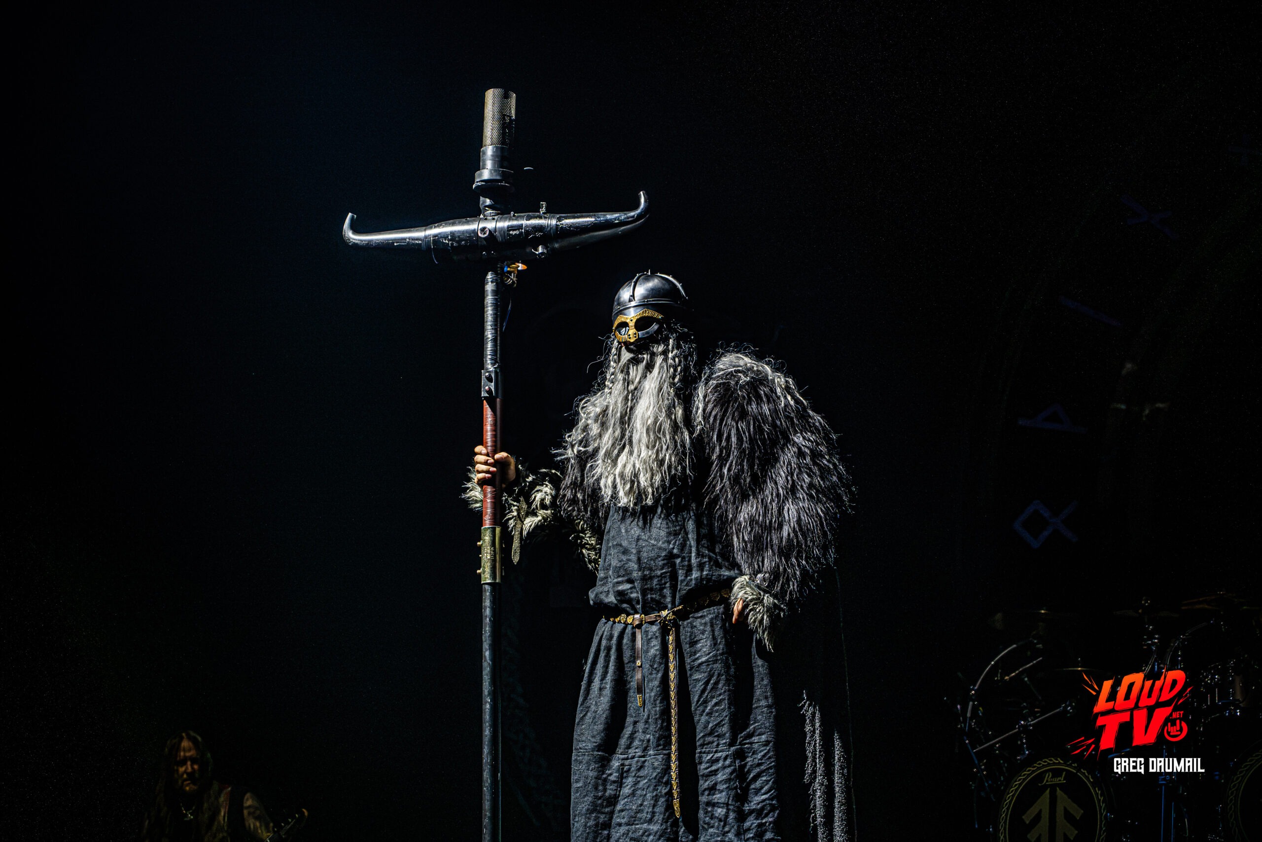 Amon Amarth-live Zenith Paris by Greg Daumail -