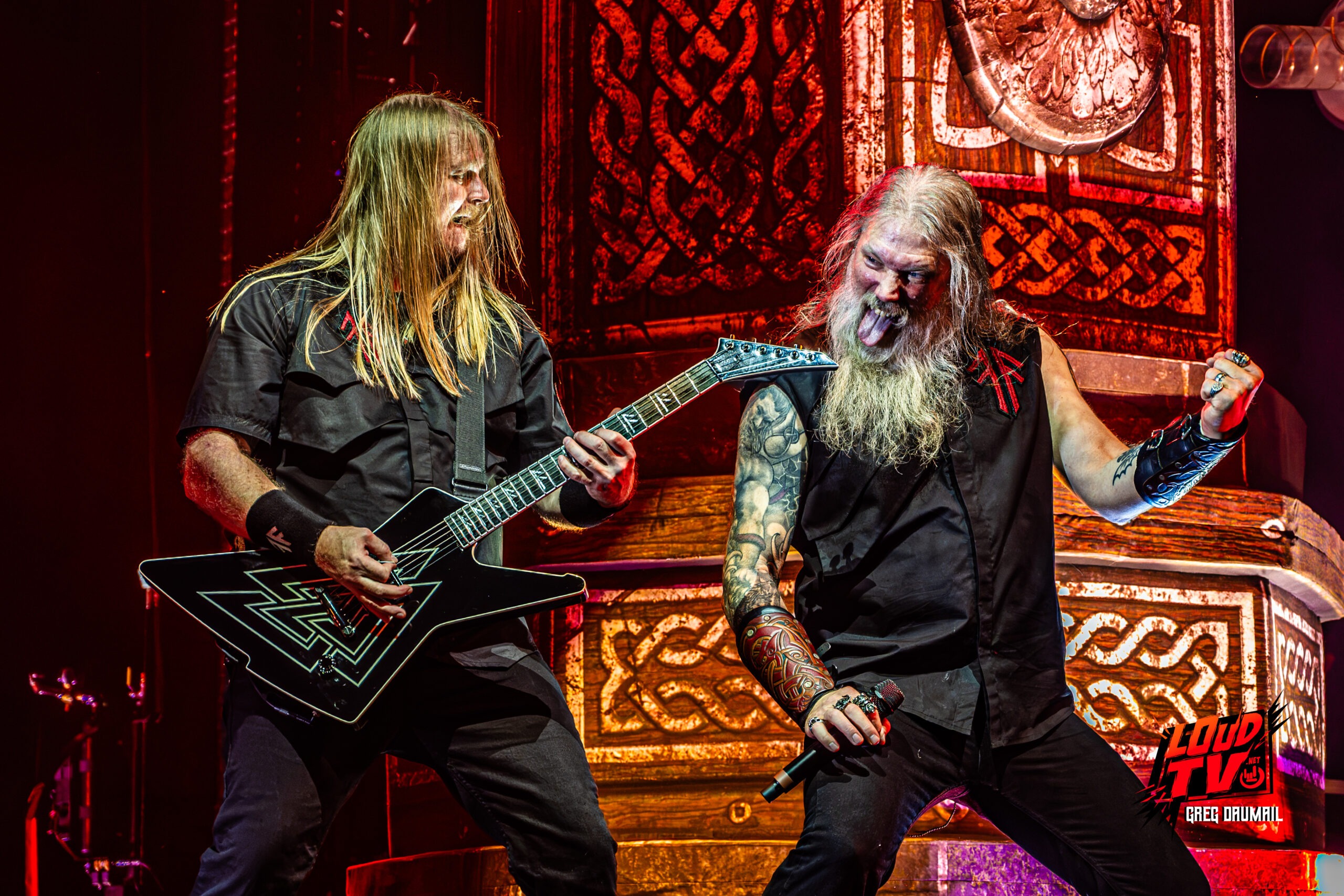 Amon Amarth-live Zenith Paris by Greg Daumail -