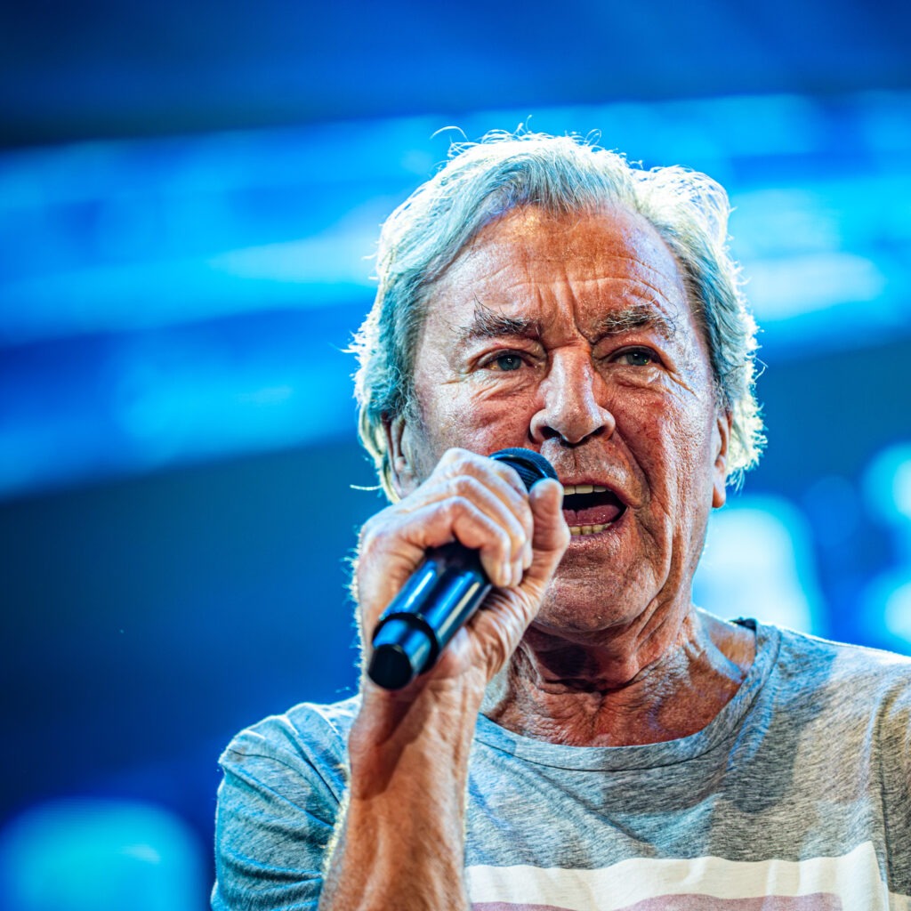Deep Purple Adidas Arena Paris by Greg Daumail for Loud tv
